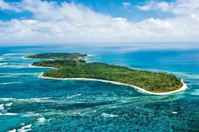 Tailor Made Holidays & Bespoke Packages for Four Seasons Seychelles at Desroches Island